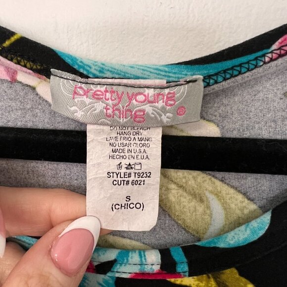 Pretty Young Thing Bright Floral Midi Fit & Flare Dress Sz S Black Knit - Picture 5 of 11